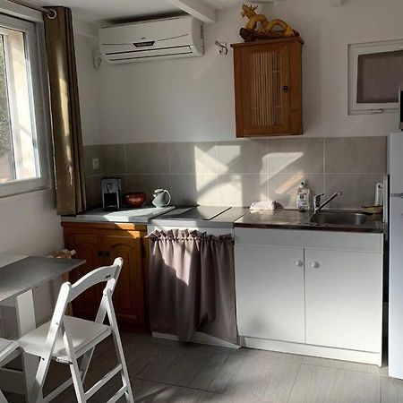 Joli Studio Independant 20M² Avec Jardin แซ็ง-มักซิแม็ง-ลา-แซ็ง-โบม ภายนอก รูปภาพ